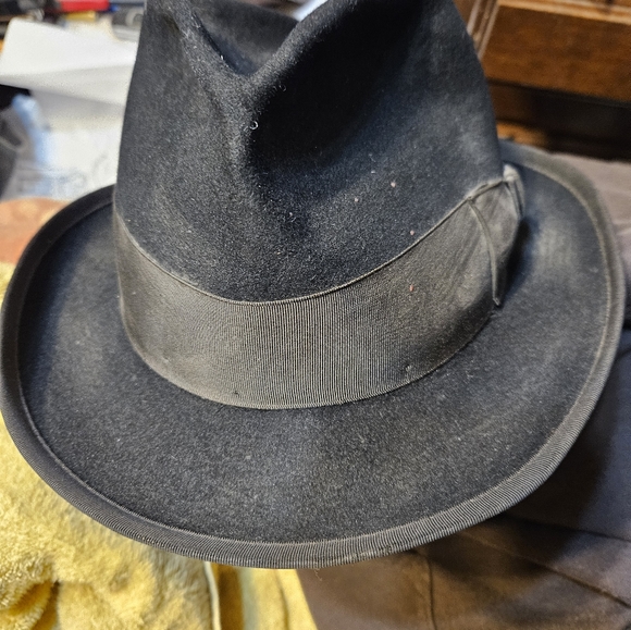 Vintage Stetson Royal Stetson Fedora Estate Item - Picture 10 of 10